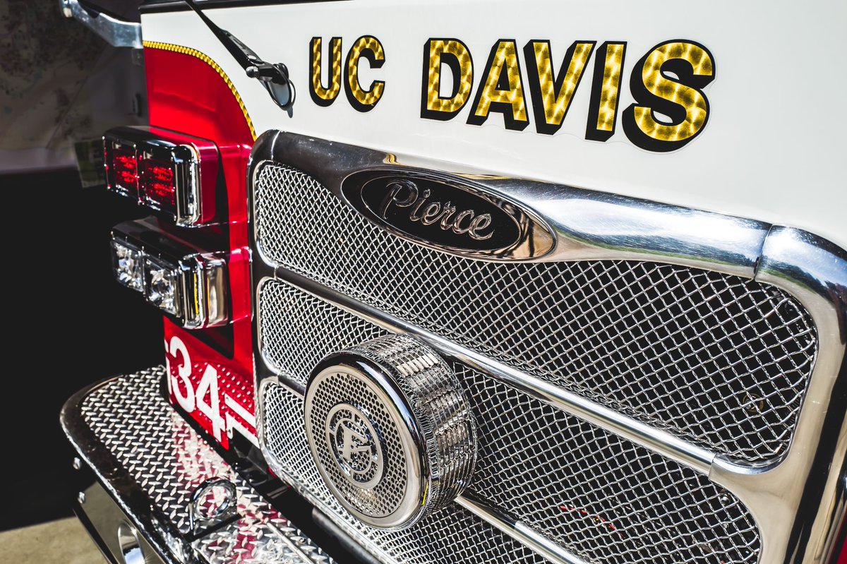 UCDavisFire's tweet image. Happy #Friday @ucdavis! It’s been a long week, you deserve a break! Don’t worry #UCDFD will be here to keep an 👀 on the campus. Have a great #weekend everyone!!! ☀️ 🏝