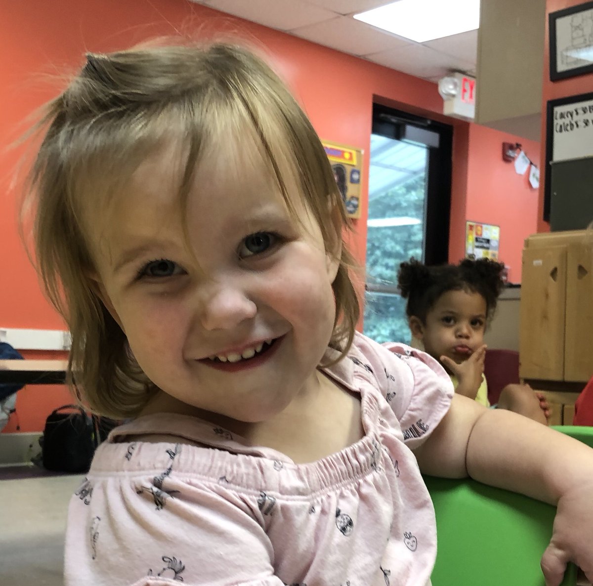 Liz_ELC's tweet photo. Happy Friday!! Please check your email to see if you received the weekly update! If you didn’t let me know so we can figure out why 😊 https://t.co/ALQir9m9CN