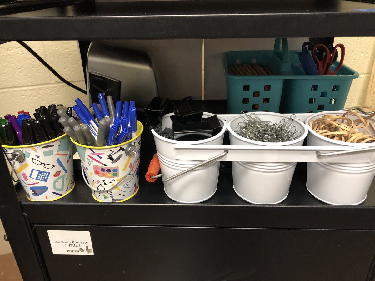 msantos4tech's tweet photo. No classroom to decorate this year so I decorated my cart. ππ#noclassroomnoproblem https://t.co/s8rAUYs75B