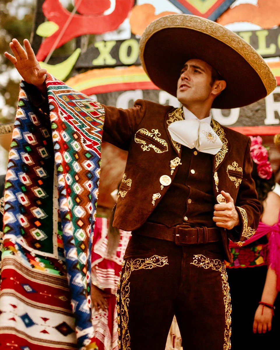GerardoFierro's tweet photo. #Chiquititas, es Viernes!
Con esta foto quiero mandarles un gran saludo! Sobretodo resaltar la riqueza que tiene nuestro querido #México #VivaLaMúsicaRanchera https://t.co/8qKTFd2rJD