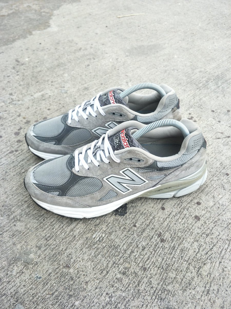 BalancebyJo's tweet photo. New Balance 990 v3 maed in USA
Type D / M  Size: 8.5us / 42Eu / 26.5cm
หน้าเท้าD

Price: 1490 baht  FreeEMS🔥
สภาพแบบนี้อย่าคิดนานครับ หล่อๆ. บอดี้สมบูรณ์มากไม่มีซ่อม พื้นเต็มๆ เชือกเดิม ซอฟเดิม รีเฟรคเต็ม ใครหาอยู่จัดเลยครับ ไม่มีตำหนิ https://t.co/OMRKYgVusx
