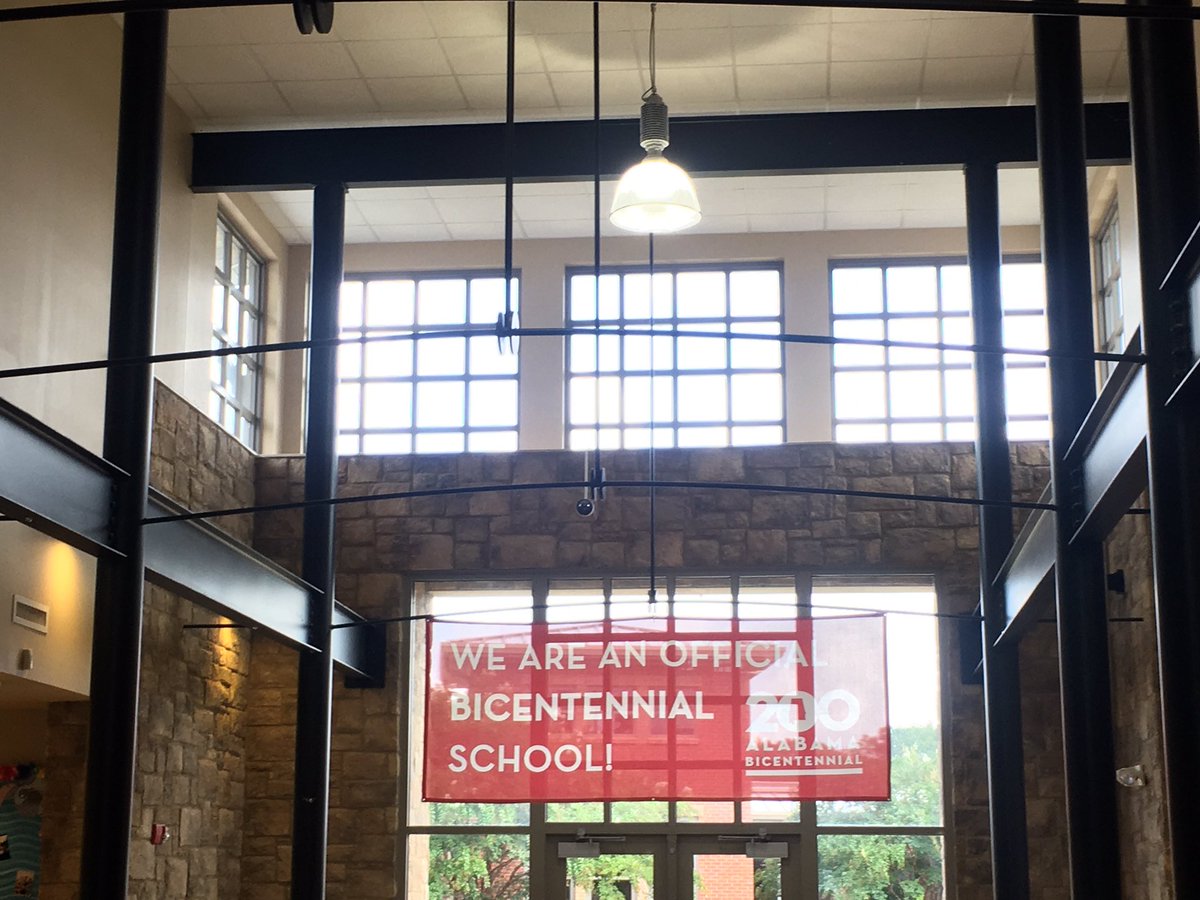 mapeducate's tweet photo. Loved my visit to #LakeviewElementary today @tcss_schools @PSmithLVES @LibraryLee https://t.co/9Jpjam9JVu