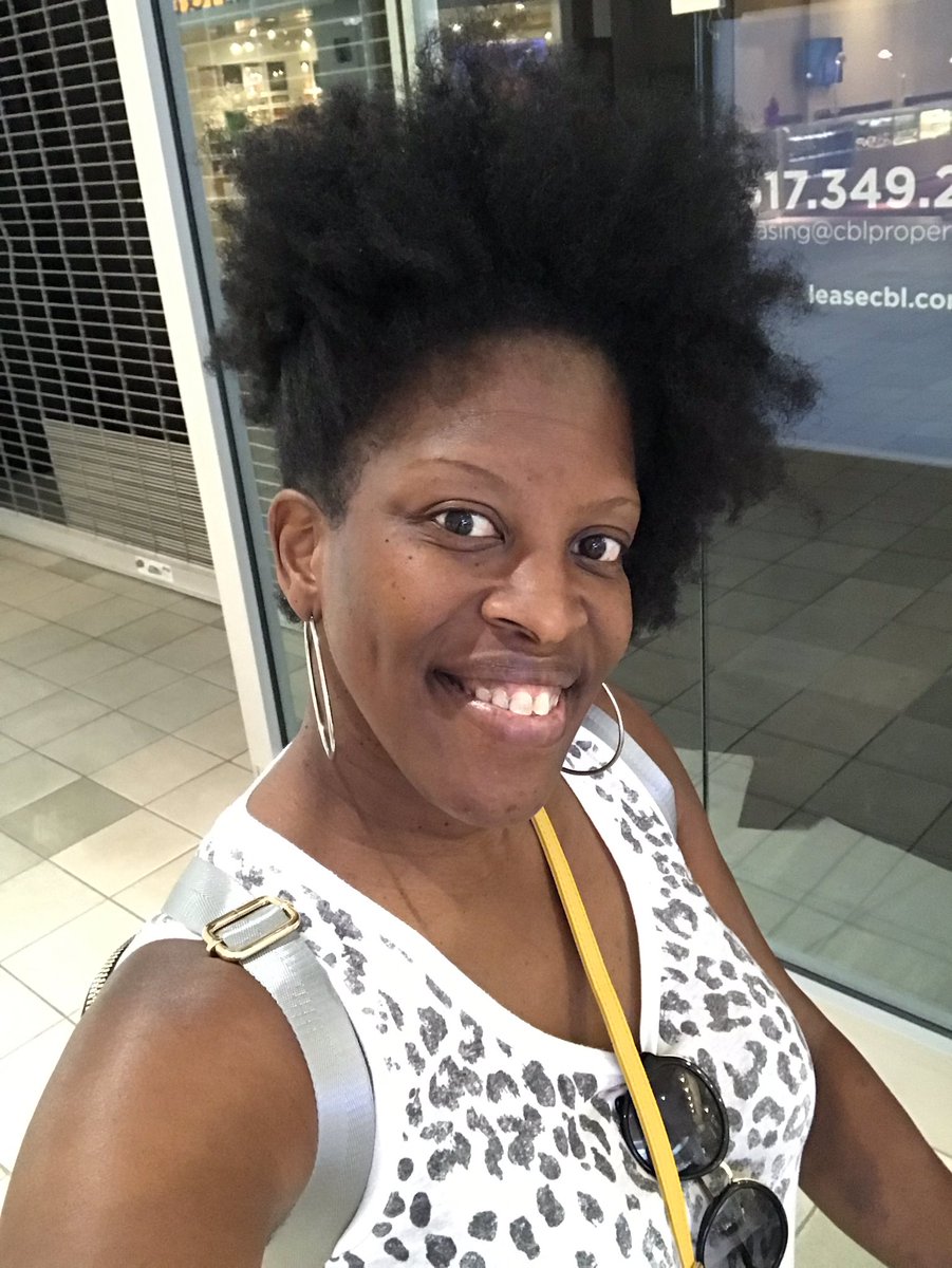 BarbieGWicker's tweet photo. #Natural girls rock! I can be a #NaturalHairModel #NaturalHairstyles #NaturalHair #Coily #NaturalMoms #NoLye #TwinMom #MomLife #MallLife #Friday #NaturalHairLove #GoodHair #BigHair https://t.co/JJmWndi1G3