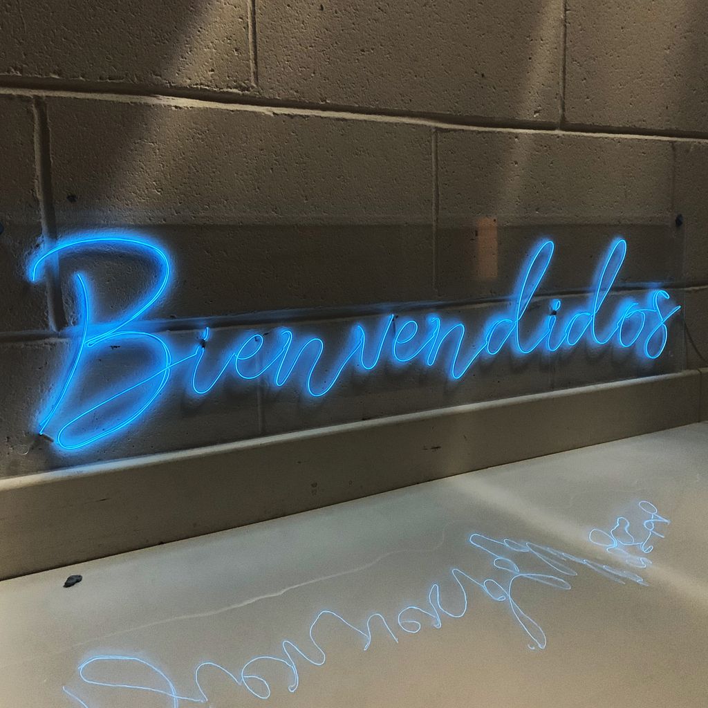 NeonMadOnline's tweet photo. Welcome!
⠀⠀⠀
#neon #neonlights #bespokeneon #quotes #designinspo #bardecor #bardesign #customneon #neonsigns #neonlighting #neonquote #neonquotes #personalisedgifts #personaliseyourhome #homedecor #designideas #homeinspo #barinspo #officeinspo #standout https://t.co/UorrHZK0Ii