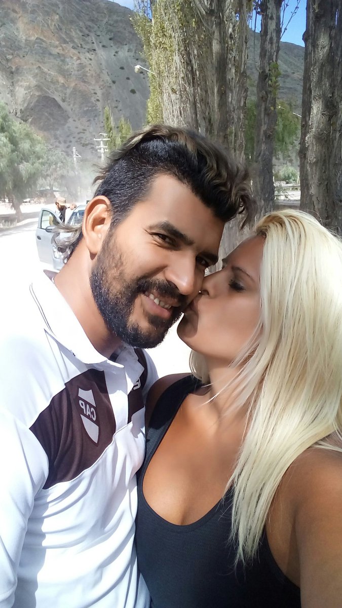calamaragustin's tweet photo. Eres la persona que más amo en esta vida!!! https://t.co/b5c9rFOcWK