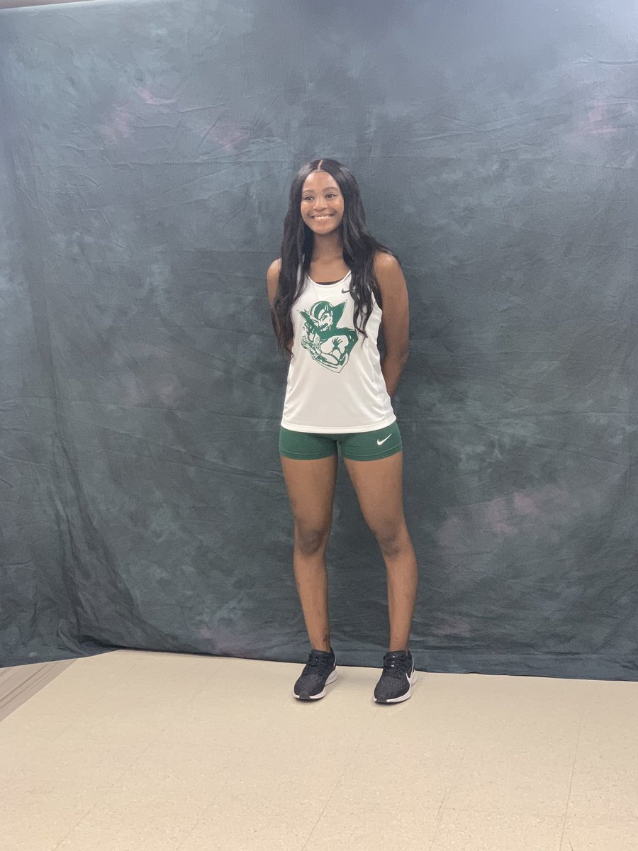 Chanelle🥵 tweet media