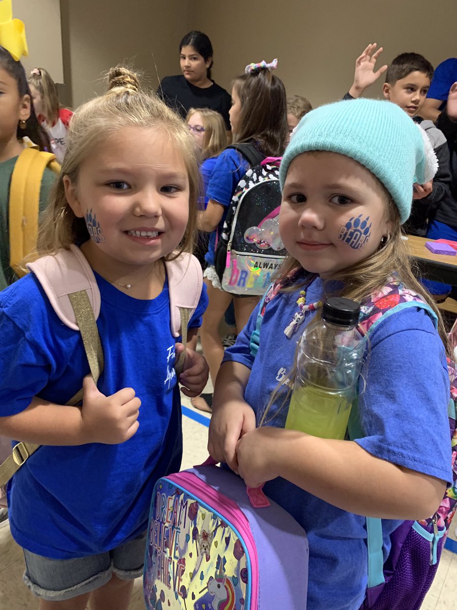 It was a FAAbulous Friday at FAA!  #spiritfriday #gobears #faafun <a href="/FAA_WSISD/">Fine Arts Academy</a> <a href="/wsisdschools/">White Settlement ISD</a> <a href="/BrewerBearFB/">Brewer Football</a>