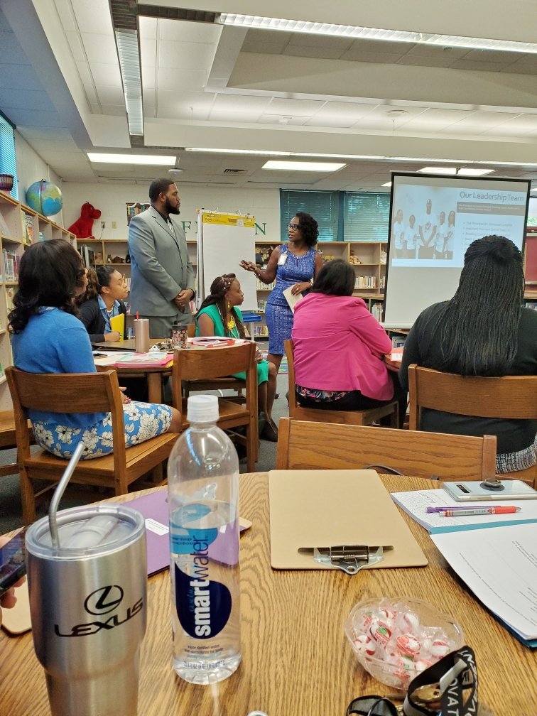 the_girlfactor's tweet photo. Be careful what you pray for, didn't know what I was really asking when, I said "enlarge my territory" 
Talk about being stretched as a First-Year Principal, my first and last🙏🏾 State Instructional Review!

#itsgametime #teamramona #teamduval #levelup #dcpsisiregionrocks https://t.co/XxbapvAdhW