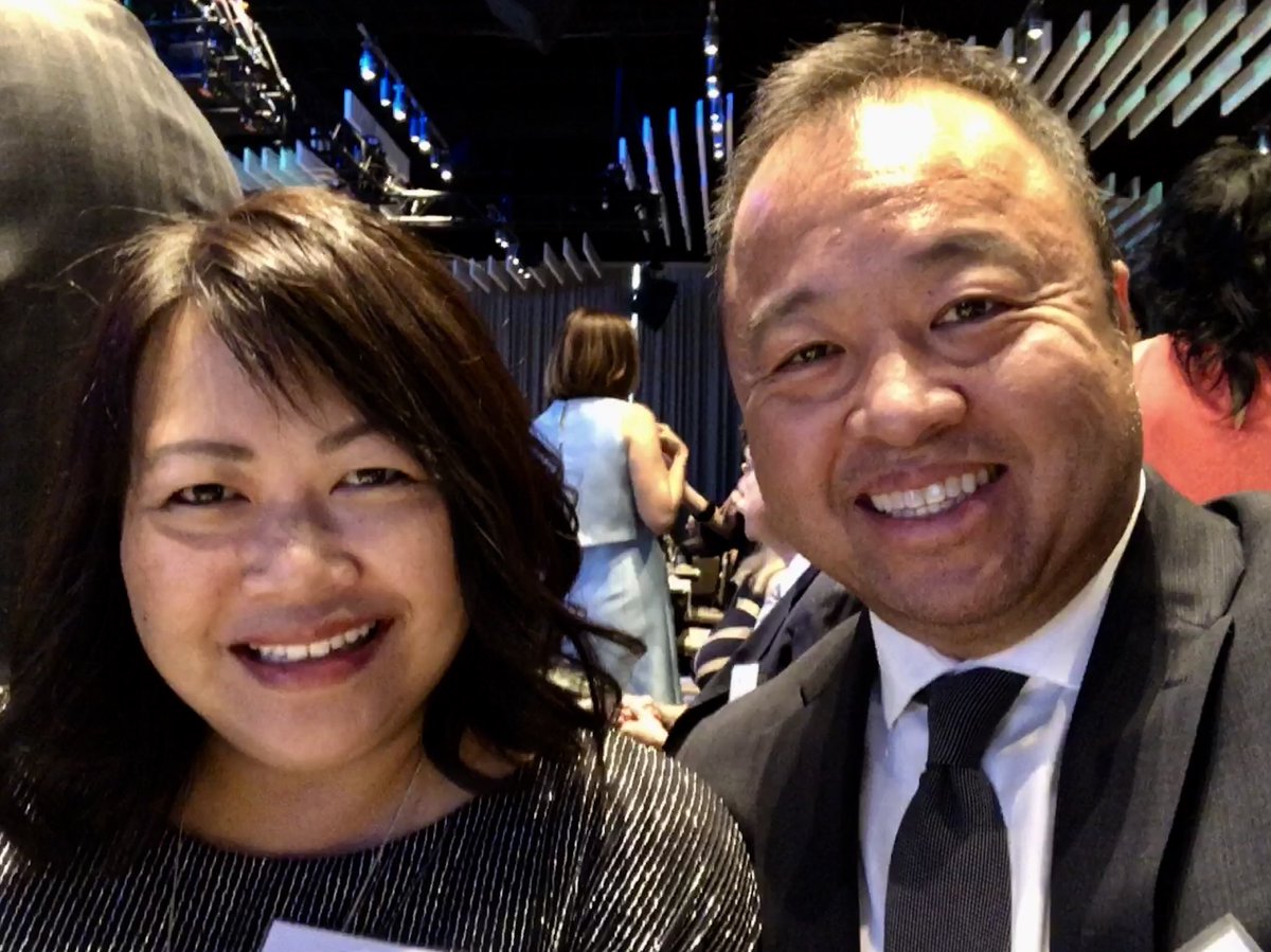 lisawongtx's tweet photo. At the Tech Titans Gala Awards #techtitansawards https://t.co/ByDpSU2JpS