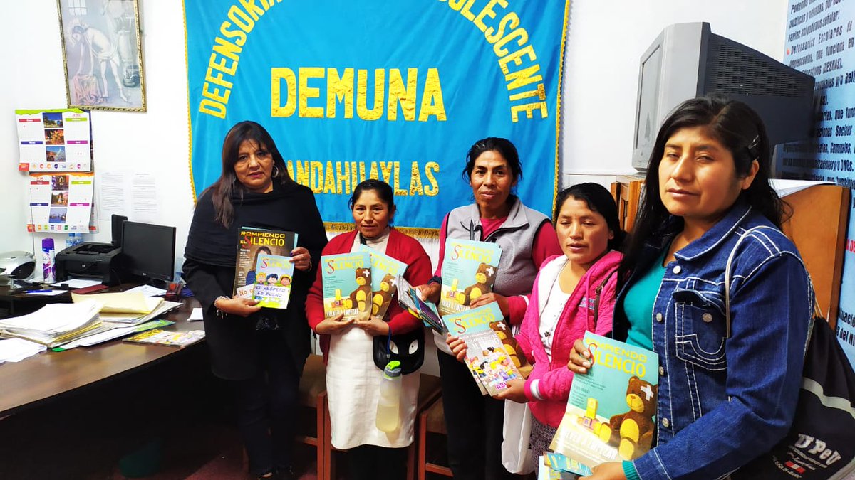 pauladebasualdo's tweet photo. Nuestra concientización sobre la prevención del abuso infantil llega a las diferentes autoridades de la ciudad a través del Min.Mujer #RompiendoElSilencio #SomosAndahuaylas @YudyVilladeRome @AdventistasMSOP @AdventistasUPS @wingerbasualdo @josuellempen @Pr_RaulYaranga https://t.co/KPtZoRi4Tl