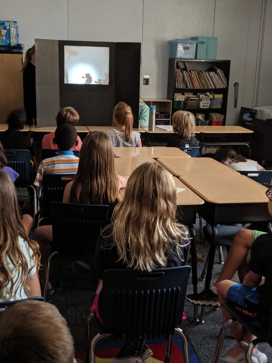 rwhite213's tweet photo. LMS art friends share their shadow puppetry. Feeder Friends #teamLES #FriendInMeBV #bvschools @leawoodmiddle @LeawoodLeopards https://t.co/Im6qcwkTtY