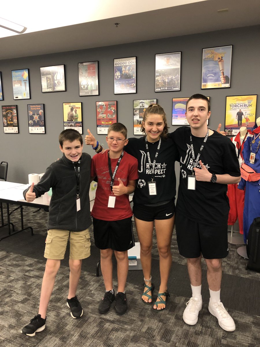 Abbey Cisneros tweet media