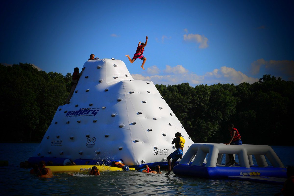 There is still time to enjoy the #summer of 2019! Visit #JumpIsland, an inflatable water park located in #Brighton &amp; #Harrison, Michigan, this weekend.

This is an experience for the whole family to enjoy, SO WHY WAIT? Season ends Labor Day.

jumpislandmi.com