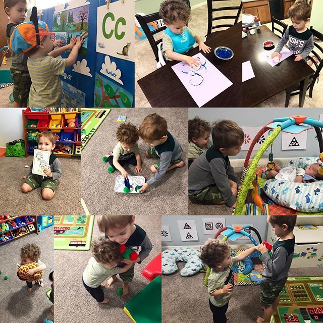 Free2BWe's tweet image. Circle time, sign language, singing songs to the baby... learning how to be kind by sharing, hugging, and helping 😍🤗👏🏻 #inhomecare #childcareprovider #thesecuties #mothergoosetimecurriculum ift.tt/2NDrzzR