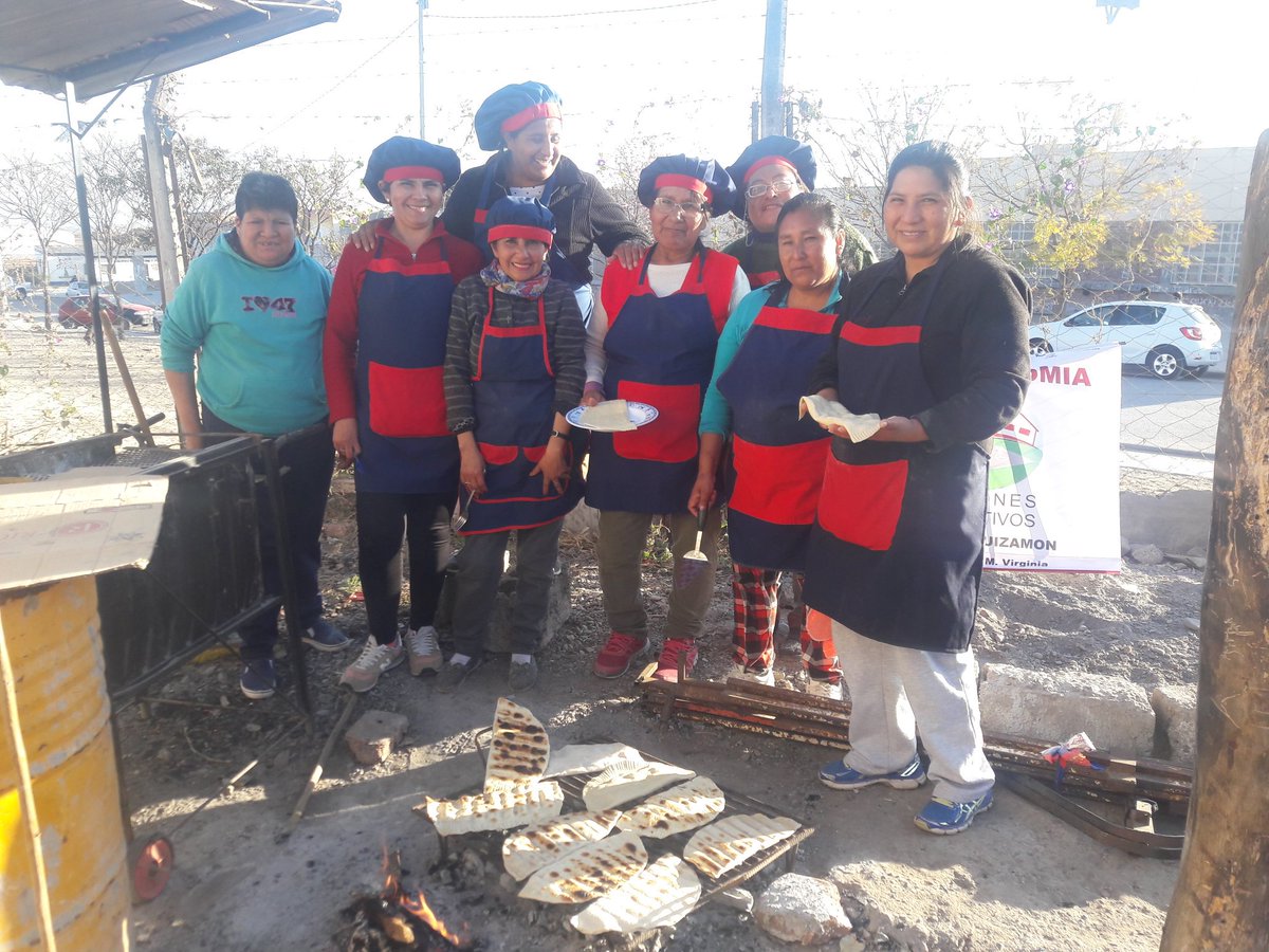 VickyA2011's tweet photo. #ArtesVisualesATR  Playon Cuchi Leguizamon!!!@LauraGuz05 @artydance23 @JuaresCarla @Daniela16104601 @FerSiarezEa @patriciapinasco @fguillesaavedra @JessiAyala_90 https://t.co/8LhbCKk4xY