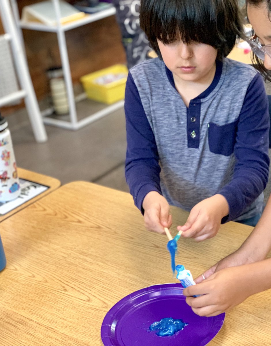 missgabyq's tweet photo. 🗣My @elcerritolhcsd Ss squeezed toothpaste onto a plate and I challenged them to put it back...they couldn’t! Then, we read Mr. Peabody’s Apples &amp; discussed the power of our words. Connection...choose your words wisely because the damage may not be undone. @LHSchools https://t.co/qZ3V3pqQdf