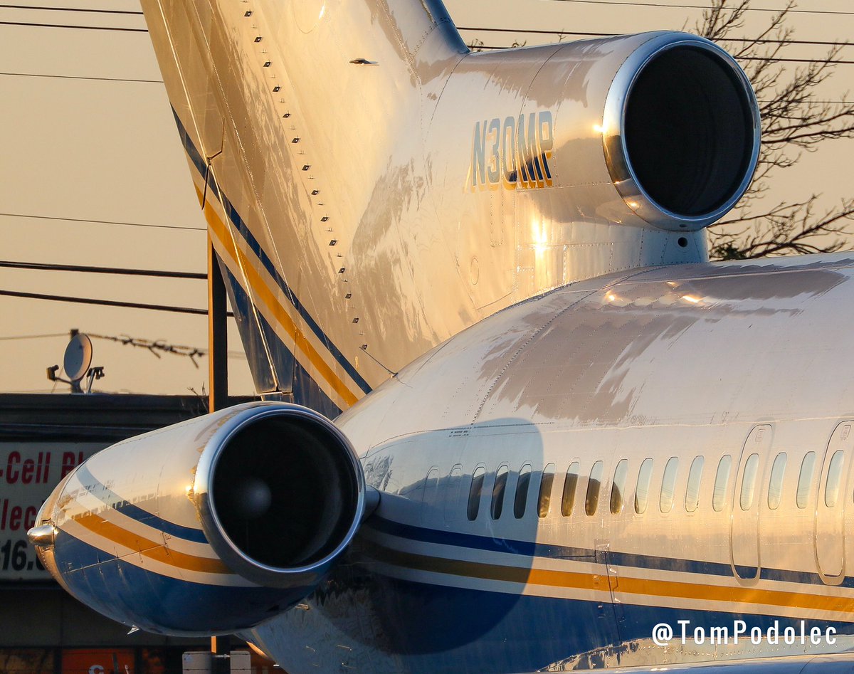 TomPodolec's tweet photo. PHOTOS Jonas Brothers’ ride for their #HappinessBeginsTour.  They arrived in Toronto earlier today for their concerts tonight and tomorrow night. 
N30MP Boeing 727-21 https://t.co/IJR0jPgvrs