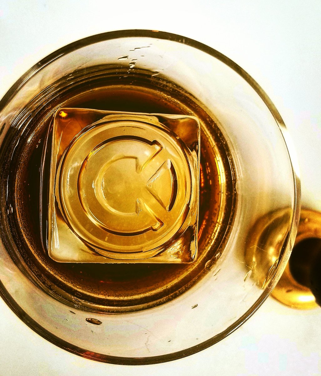 KYStraightIce's tweet photo. Yum. π₯β€π₯
#brandedice #logoice #rocks #BourbonRocks #bourbon #ice #BourbonOnTheRocks #clearice #luxuryice #kystraightice #friday #castleandkey https://t.co/mhv7kaosKo