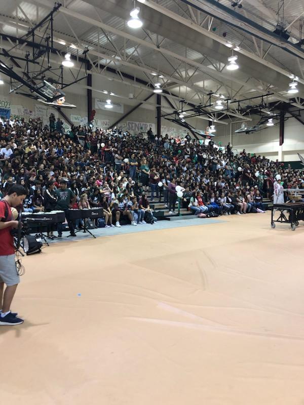 CeresUSD's tweet photo. The school spirit was strong at a Hawks rally ahead of tonight's game. Frosh-soph kicked off at 5. Time to come cheer on your #GoCVHawks or #CHSBulldogPride! ππ https://t.co/wOMKN9Wmt4