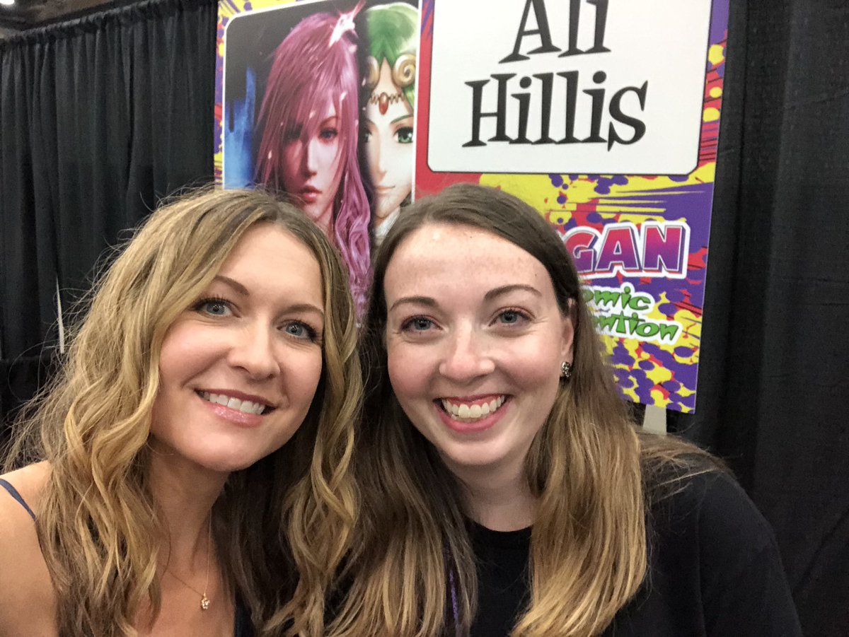 NerdLadyAllie's tweet photo. I had the absolute pleasure to stand next to this women last weekend. @missalihillis is an absolute gem and I learned so much just being around her. She beams happiness and the way she interacts with her fans is truly inspiring. I left the weekend with a new role model. ❤️ https://t.co/jOAFD626g0