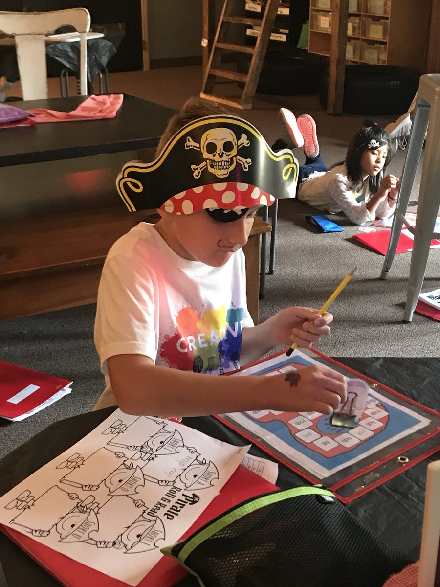 AdventureAcaAPS's tweet photo. 🗺Fridays are for Challenges!!! Our second grade students  “Tracked the Treasure” and found gold coins, pirate patches, and tattoos. Today students learned to work as team and persevere when the content was difficult!  An unforgettable day in AA! 🎉@SuccessatAPS @AvilleCityBOE https://t.co/goexZfOsWx