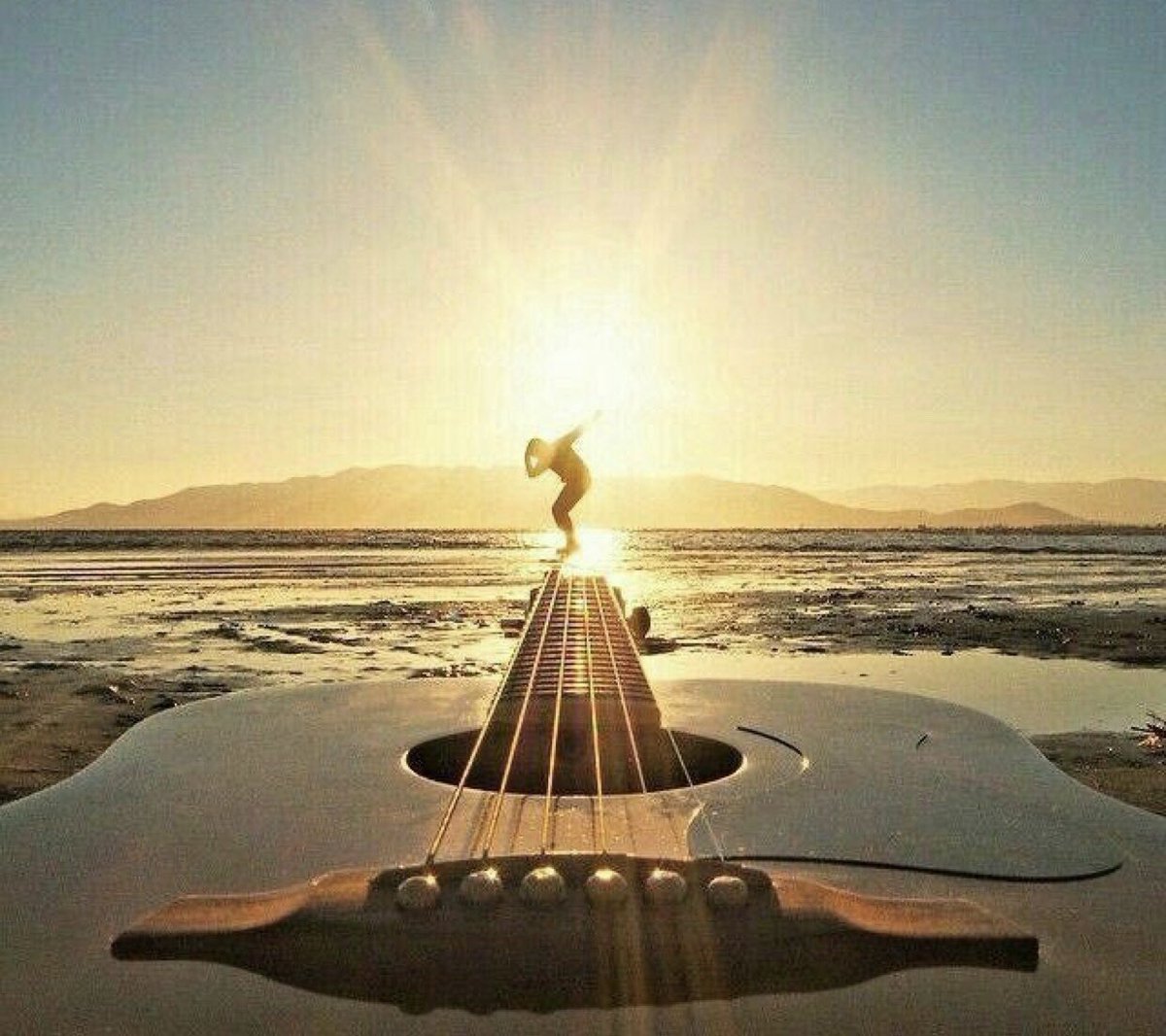 Have a wonderful weekend everyone! 🎸🎼🎸 Player - Baby Come Back youtu.be/Hn-enjcgV1o via <a href="/YouTube/">YouTube</a> 🎸🎼🎸