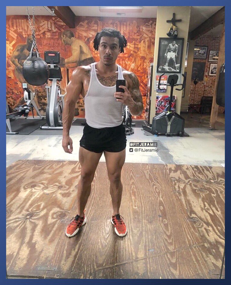 FitJeramie's tweet photo. “#noWeights #noproblem #CombatAthlete” -Jeramie • #FitJeramie https://t.co/pPD8fKWcCf