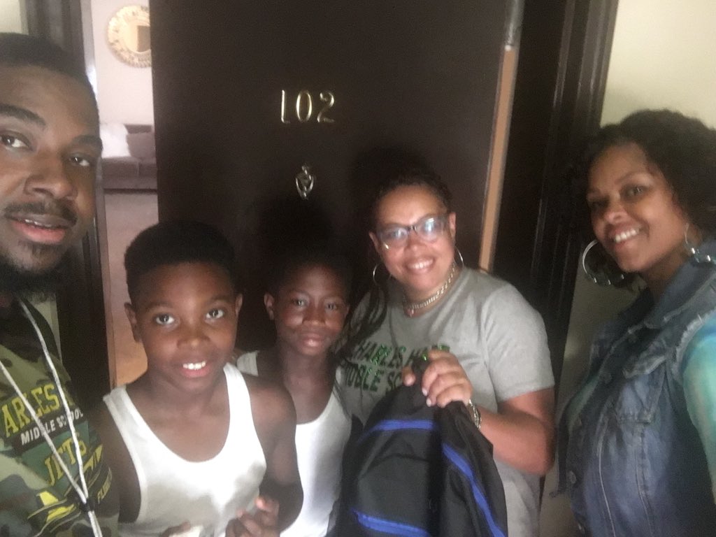 CharlesHartMS's tweet image. Today our 7th Grade team conducted home visits and passed out backpacks with supplies. The Jets will be back in action on Monday #BackToDCPS