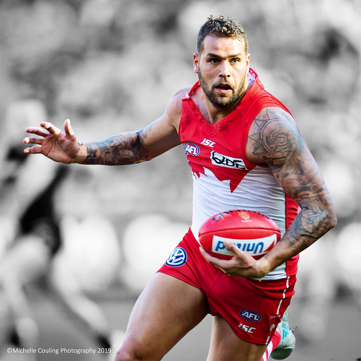 MCP_photos's tweet photo. Buddy reaches 300 at the #scg today #buddy300 #buddyfranklin #sydney #sydneyswans #aflswanssaints https://t.co/SmnD2pI451