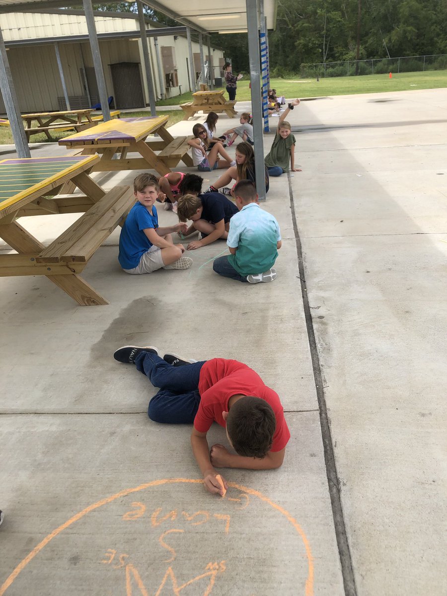 taniajackson_'s tweet photo. Let’s make it real #ditchbook and create the compass rose @MVEPanthers ! Great real-world application/ map skills! #mvecares https://t.co/aowdPbdYWV