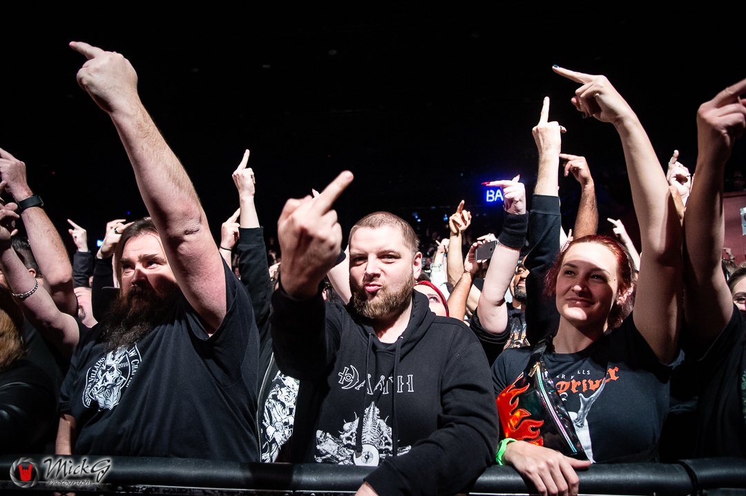 wallofsoundau's tweet photo. "Drinks were being thrown across the venue, and people were being knocked to the floor, only to be picked up to rejoin the insanity..." @devildriver delivered the good with @ATRhq and @lycanthropeaus says @BrutalTrudes 📷: @MickGPhotograph @destroyalllines https://t.co/cq4kXuJ6OU https://t.co/Ie7jG8YvwF