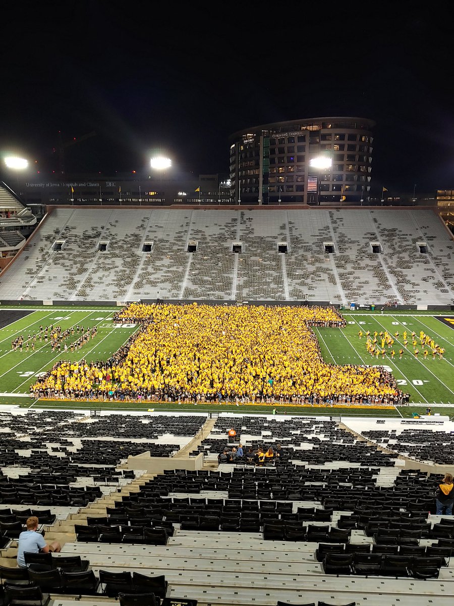 uiowa's tweet image. Looking good fam. #OnIowa19