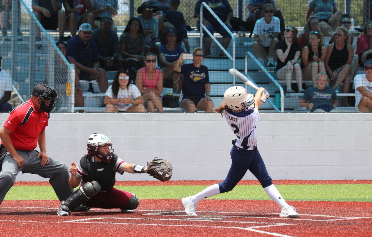 CFLSpring's tweet image. Swinging our way back into classes! ⚾ #cflspringtraining 
-
-
Sign up today for a competitive spring training experience 😈 
bit.ly/2N6m0t4