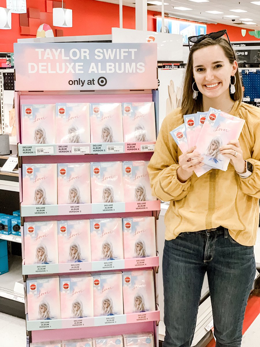 StateofGrace526's tweet photo. I LOVE IT. PERIOD END OF DISCUSSION @taylorswift13 #taylurking @taylornation13 https://t.co/PByTugfPaB
