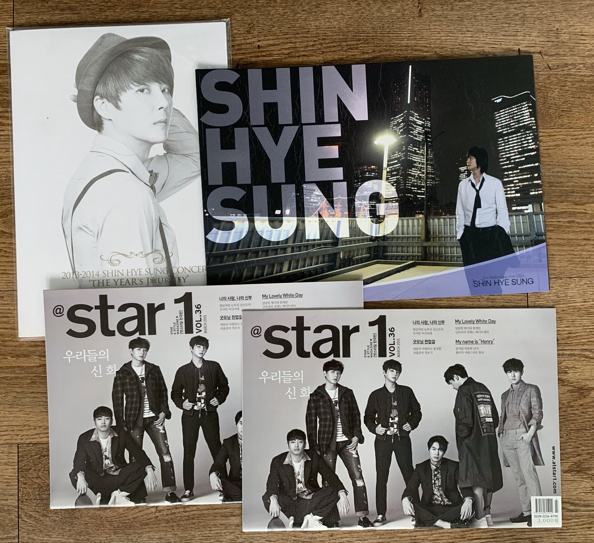 aaoo1998ab's tweet photo. RT감사합니다 @sh_salesbot 

신화 굿즈 판매합니다

01. 세기말 잡지 모음 (0.3원)
02. 슬로건 (각 0.4)
03. 달력 (치킨매니아 - 각 0.25 / 그 외 - 각 1.5)
04. 위 두개 신혜성 (각 0.5)
아래 신화 star1 (각 0.15)

디엠/오픈카톡 둘 다 가능
https://t.co/dbLAK5Tv3T https://t.co/1UjkHA1Ok5
