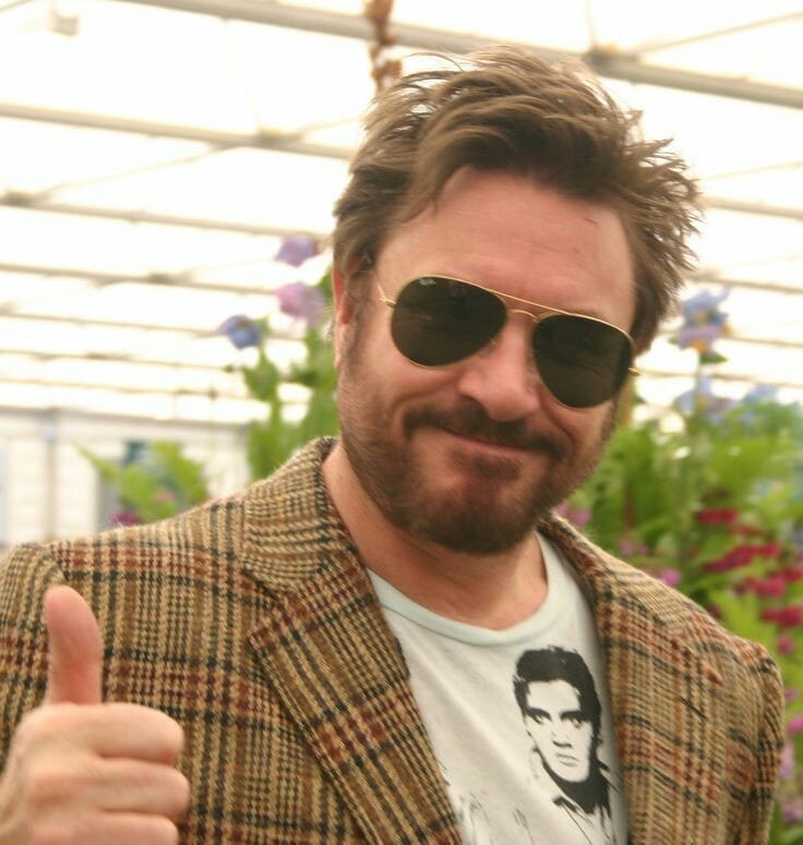 BloggsPage's tweet photo. John Taylor of Duran Duran looking cool with his shades https://t.co/fWfGvuxGLn