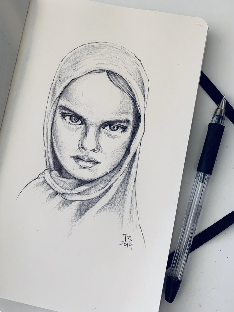 tetbautista's tweet photo. #sketch #ballpointpen #arab #eyes #portraitdrawing #mysterious #art #conceptart #girl #moleskine #veil #dxb #dxbartist #moleskinesketchbook #blackandwhite #illustrator #illustrations #illustrationsketch #drawing #conceptartist #pinoy #pinoyartist #tetbow https://t.co/JO0aFaFYVv
