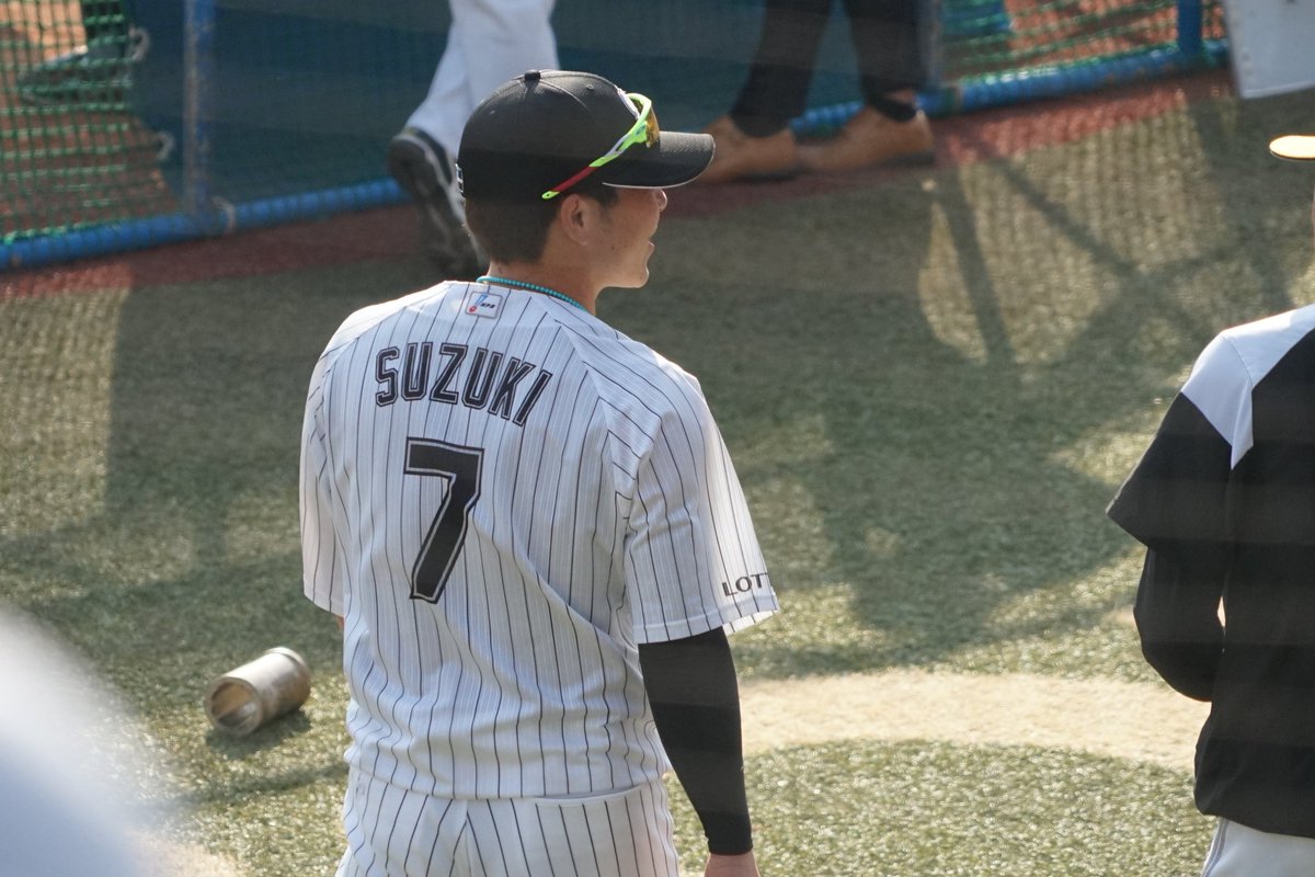 やっは En Twitter 試合前の光景 立花さんの元へ大地と奨吾が 何を話してるのやら 近況報告 正しい早打ちのやり方 Tポイントの貯め方 Tachibanaポイントの貯め方 早打ちすると貯まるらしいw Sbhawks Chibalotte 立花義家 鈴木大地 中村奨吾 やっは En Twitter 試合前の光景 立花さんの元へ大地と奨吾が 何を話してるのやら 近況報告 正しい早打ちのやり方 Tポイントの貯め方 Tachibanaポイントの貯め方 早打ちすると貯まるらしいw Sbhawks Chibalotte 立花義家 鈴木大地 中村奨吾