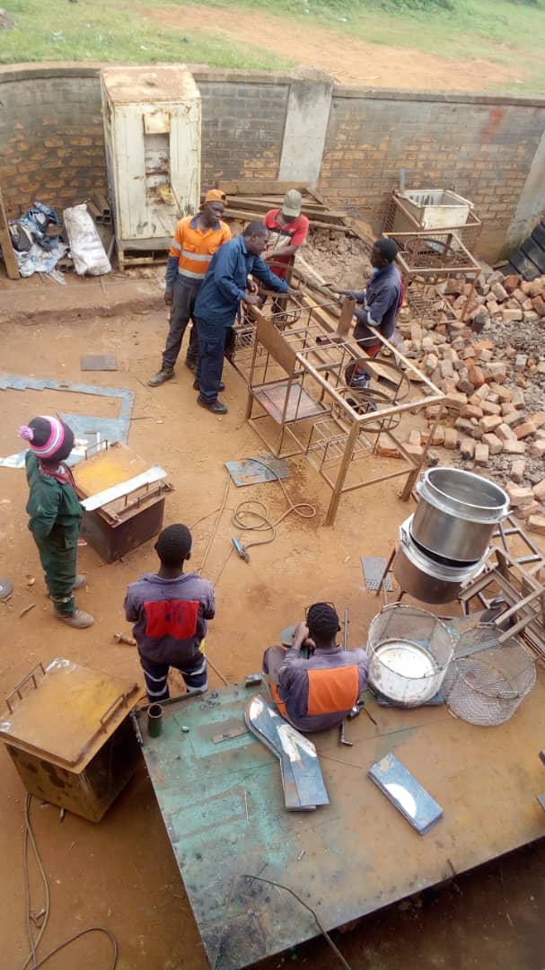 NathalieEJD's tweet photo. #localhardware means more opportunities for employment and skill development, using local materials, less dependence from China and boosting the economy with unique products. @talktosema proudly #manifactures citizen feedback devices with youth from Katwe @Innovug #madeinUganda https://t.co/O6J7P4O6cf