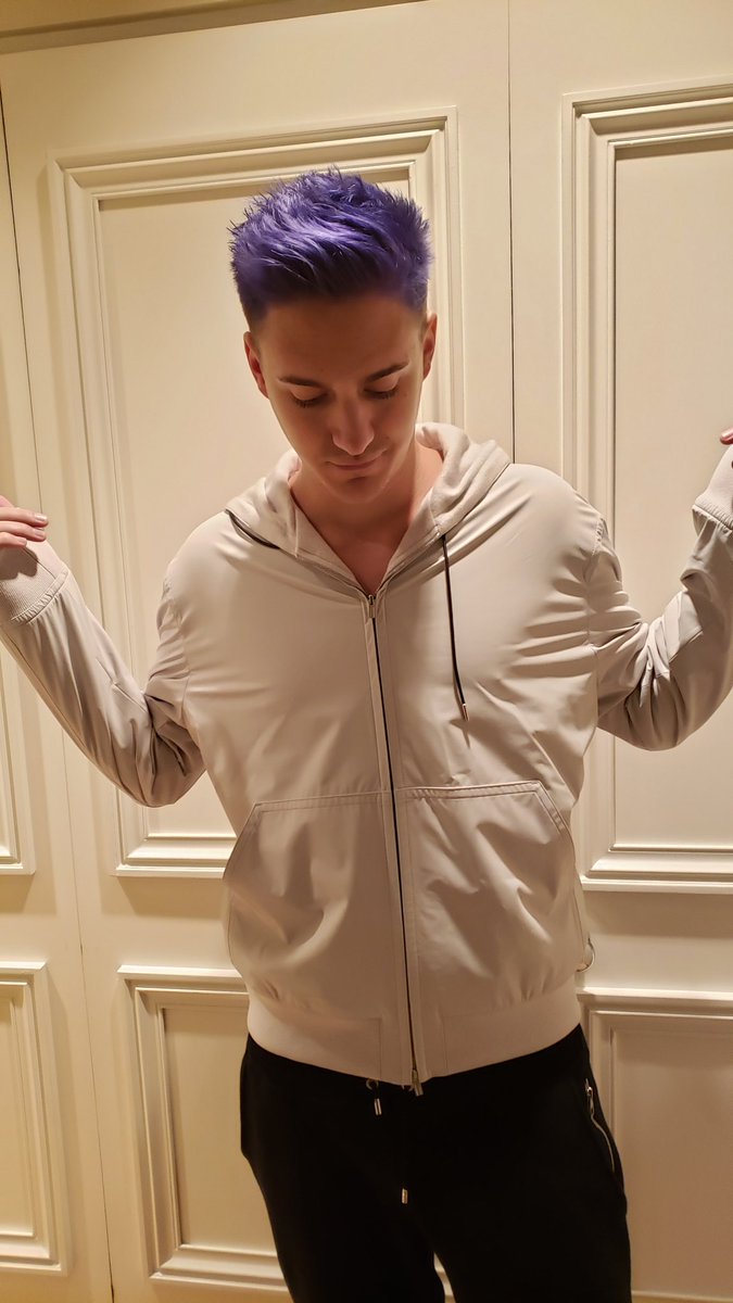 Ninja's tweet image. New Ninja who dis 

Shoutout to the crew at Totalee