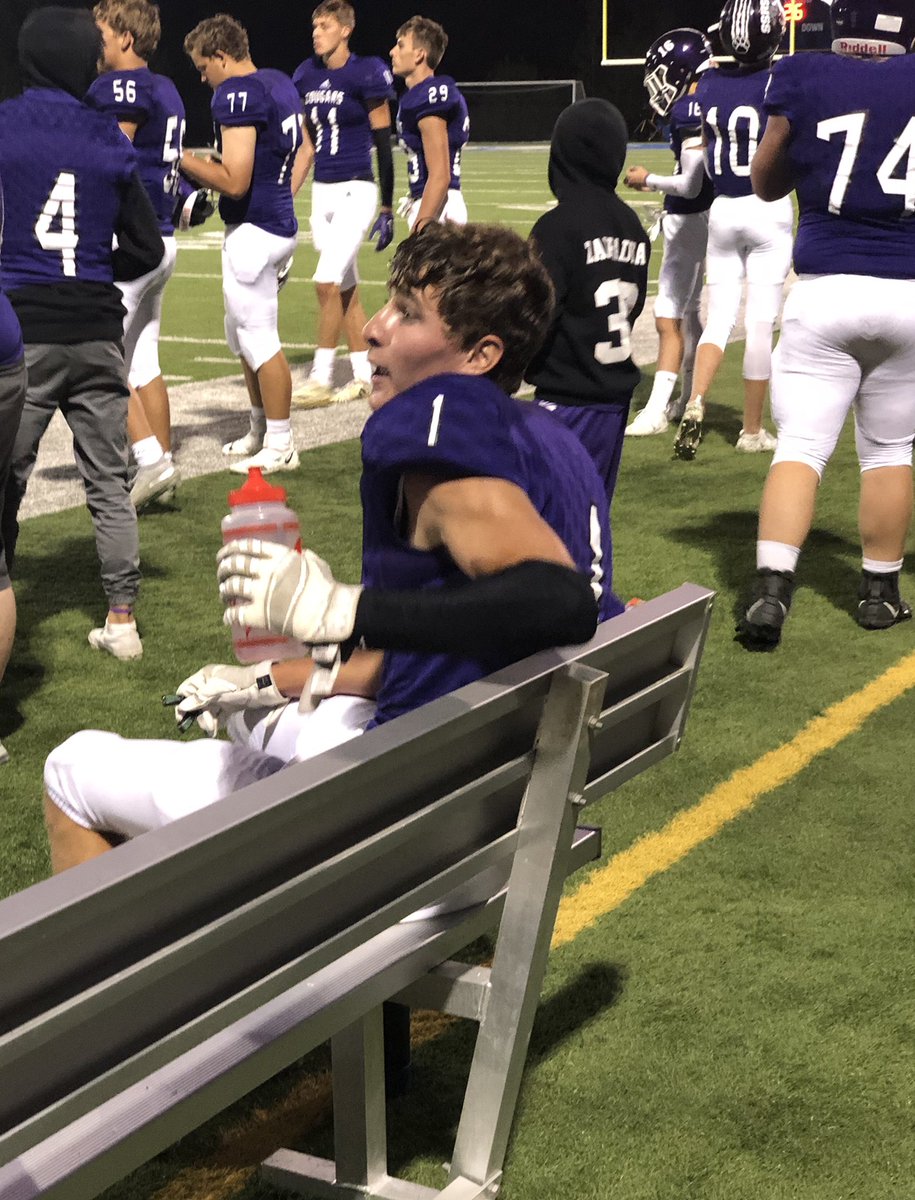 SparksSportsGuy's tweet photo. SpSp answers. Cougars get a 55-yd Szabo to Bebout bomb on a post and SpSp jumps ahead 27-13, 4:42 3rd qtr https://t.co/70ZZDM76n3