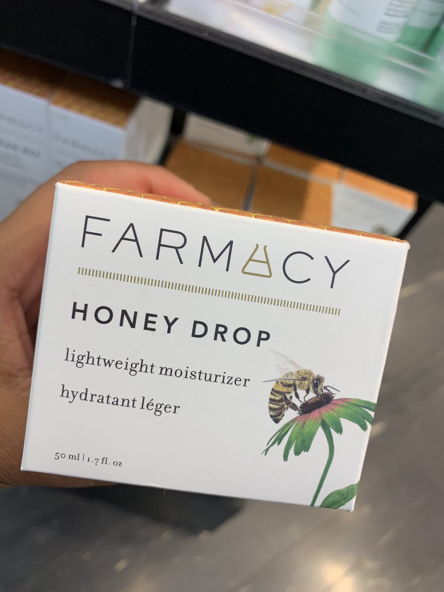  @FarmacyBeauty Honey Drop Moisturizer. $45. Glycerin, camellia seed oil, honey, propolis, Royal jelly, allantoin, & multiple forms of Hyaluronic acid. One of the best lightweight moisturizers for oily, acne prone skin. But it’s still great for all skin types. Feels amazing 
