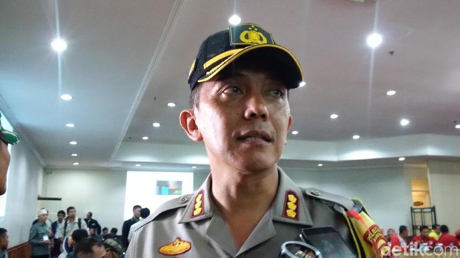 Kirim 2 Dus Miras ke Mahasiswa Papua, Kapolsek Sukajadi Dinonaktifkan detik.id/6P2XmF