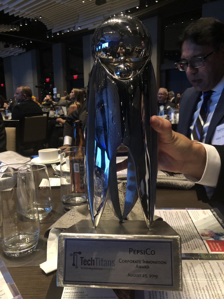 dpatron's tweet photo. @PepsiCo winning the Corporate Innovator in #TechTitansAwards !! https://t.co/EVligPasy2