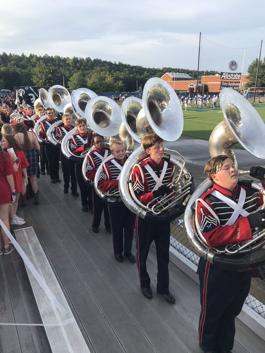 OakMountainBand's tweet photo. First football game is in the books, and we started the season with a shutout! Oak Mountain 17 - Chelsea 0. Way to go, Eagles! #goom #halftime2019 #araceagainsttime https://t.co/Fjrfg8Roah