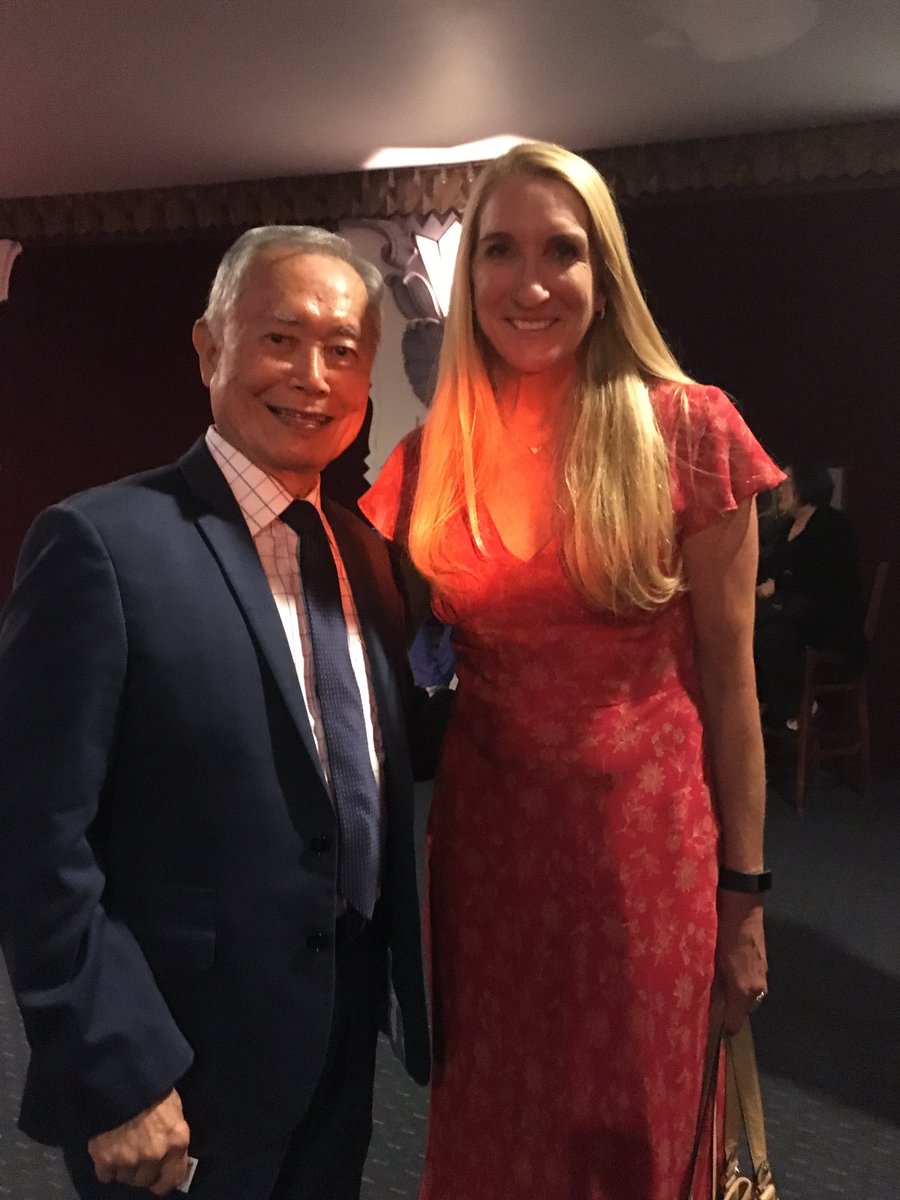 JaneWorks4U's tweet photo. What an inspiring evening helping to fight hate and unite cultures. Thank you @GeorgeTakei for bringing all of us together! #SAGAFTRA @TheWrap @sharonwaxman https://t.co/6mQnet4opa