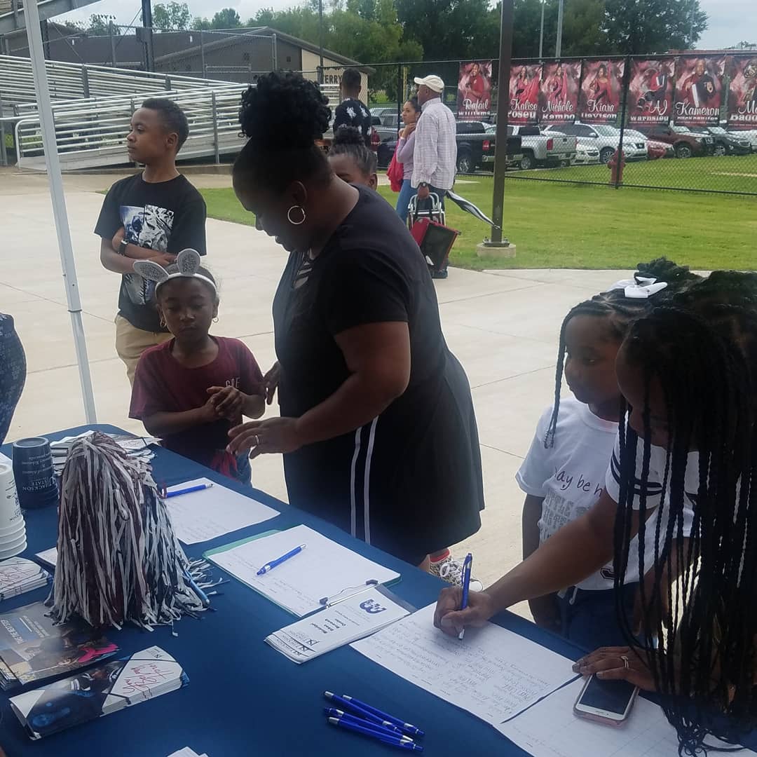 jsunaabtc's tweet photo. #JSUNAABTC was out tonight supporting our service area high schools: Raymond and Terry High at their football game! 🏈🏈🏈 We were able to meet and greet parents and sign up lots of students in preparation for JSU High School Day! #CatchingThemEarly #FutureAlums #Recruitment💙💙 https://t.co/RtafsPOguk
