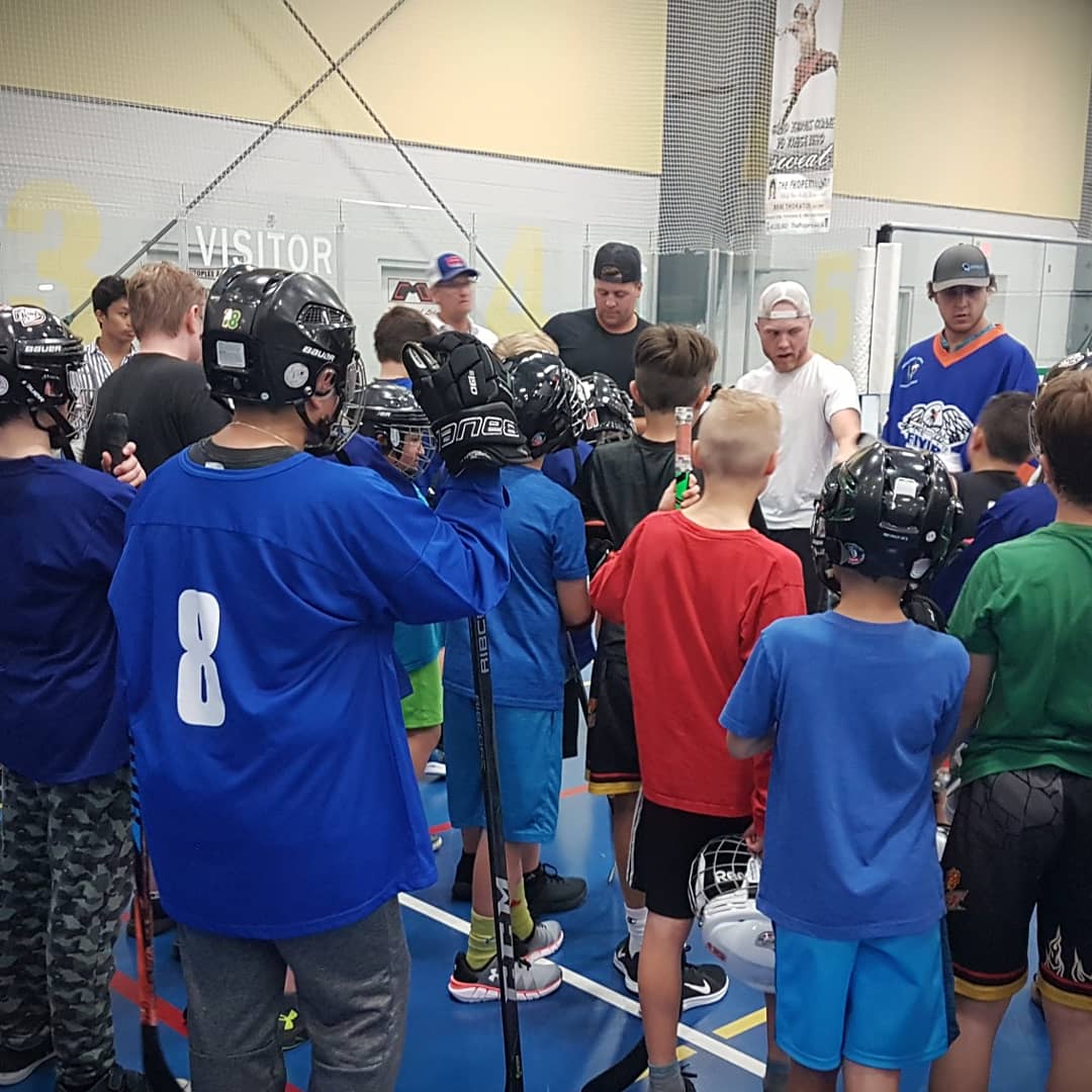 HRFlyers's tweet photo. The High River Flyers would like to thank all of the athletes who participated in our Summer Hockey Development Camp! Thank you to #CoachColten @_hayzer #28 Logan MacLean, #26 Jharin Bantughan, #5 Taylor Clarke, #4 Kyle Hartle & Ralph Hummel for helping out tonight! @HRFlyers https://t.co/o1IMDNqGmv