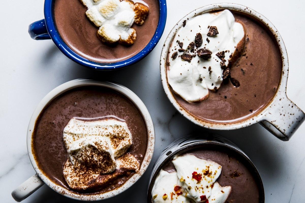 GoEat_Me's tweet photo. In the Netherlands, ordering a cup of steaming hot chocolate is just as easy as getting coffee or tea. While the drink is most popular as a fall and winter treat, hot cocoa with whipped cream is certainly enjoyed on rainy days year-round. ☕️☕️
#GoEat #GoEatMe #HotChocolate https://t.co/95lU4o0k1o