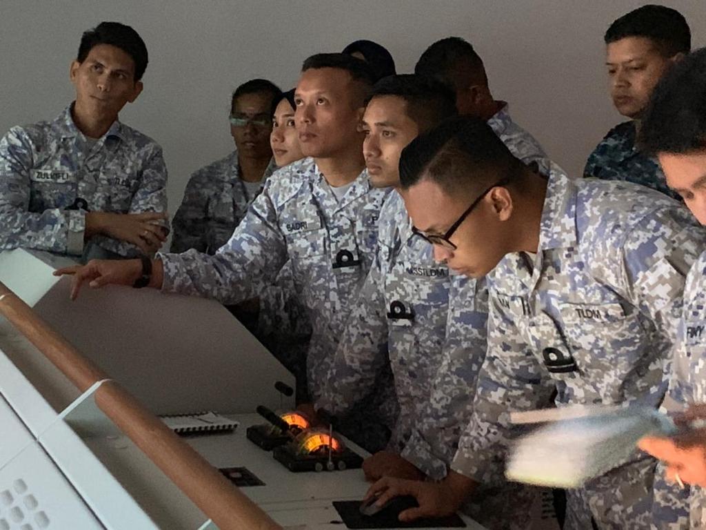 KD SULTAN IDRIS I tweet media